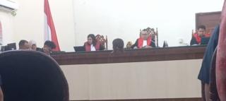 Terdakwa Dituntut Hukuman Ringan Usai Di Isukan Menyuap Jaksa Rp. 20 Juta Kasus Penganiayaan 